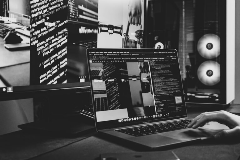 De hacker adolescente a investigador del Domo de Hierro, este fundador recaudó 28M$ para combatir el phishing con IA