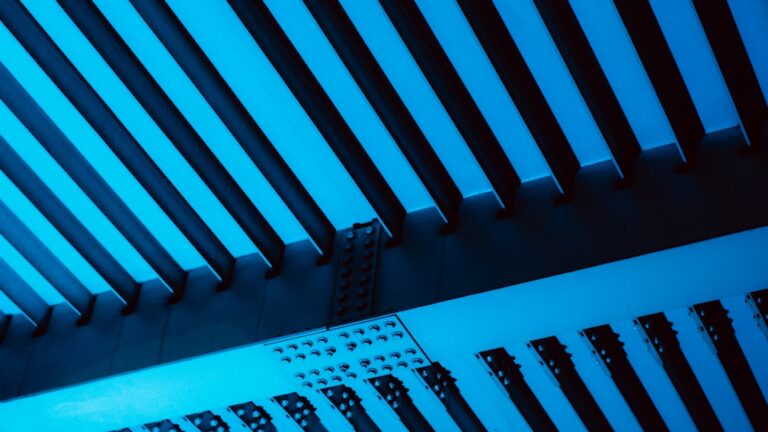 Railway recauda 100 millones para desafiar a AWS con infraestructura cloud nativa de IA